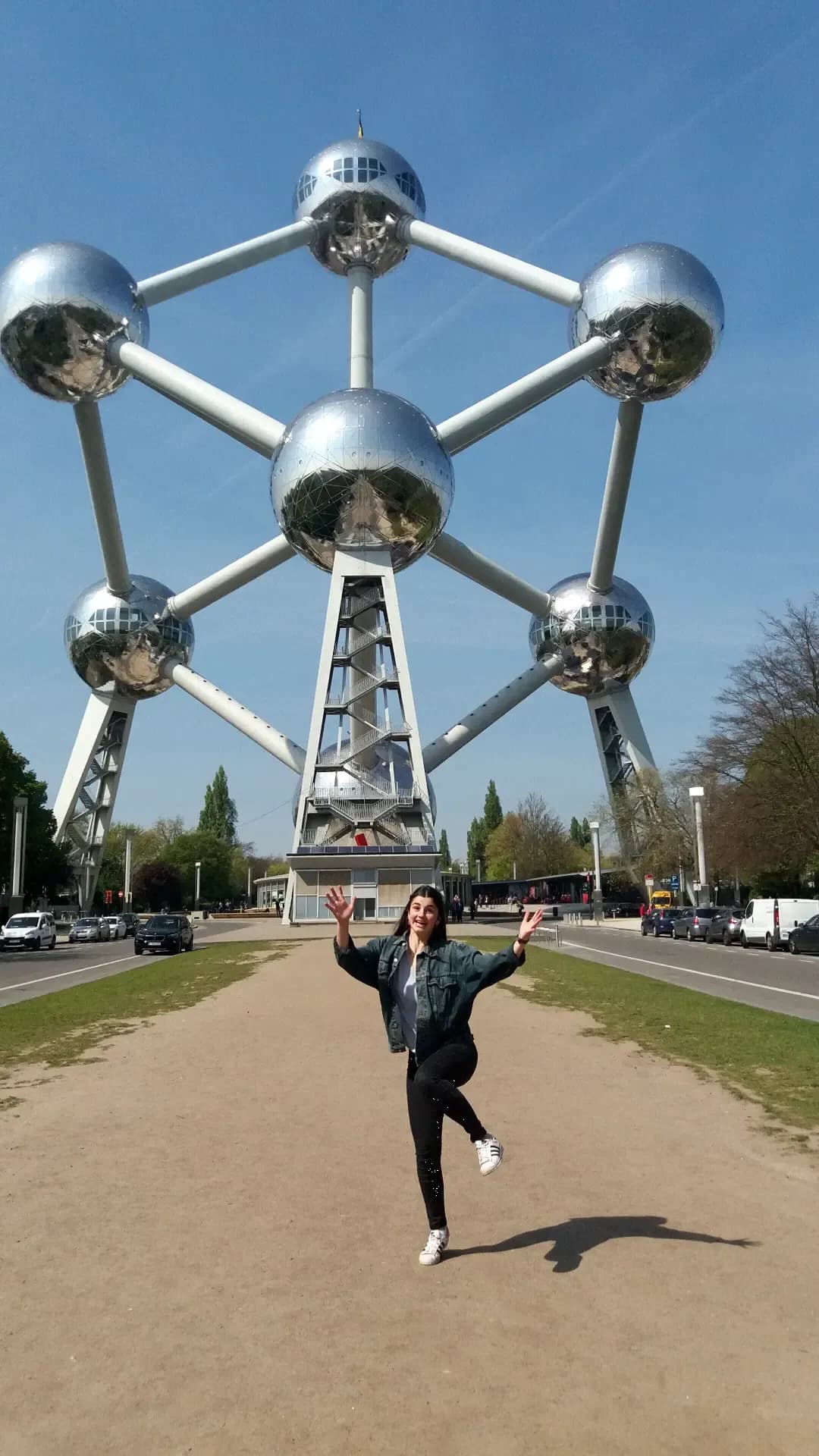 Alice Garside Y Psc N H16 Bfl Belgio Bfl Studentessa Monumento Esterna Pag Programma Verticale