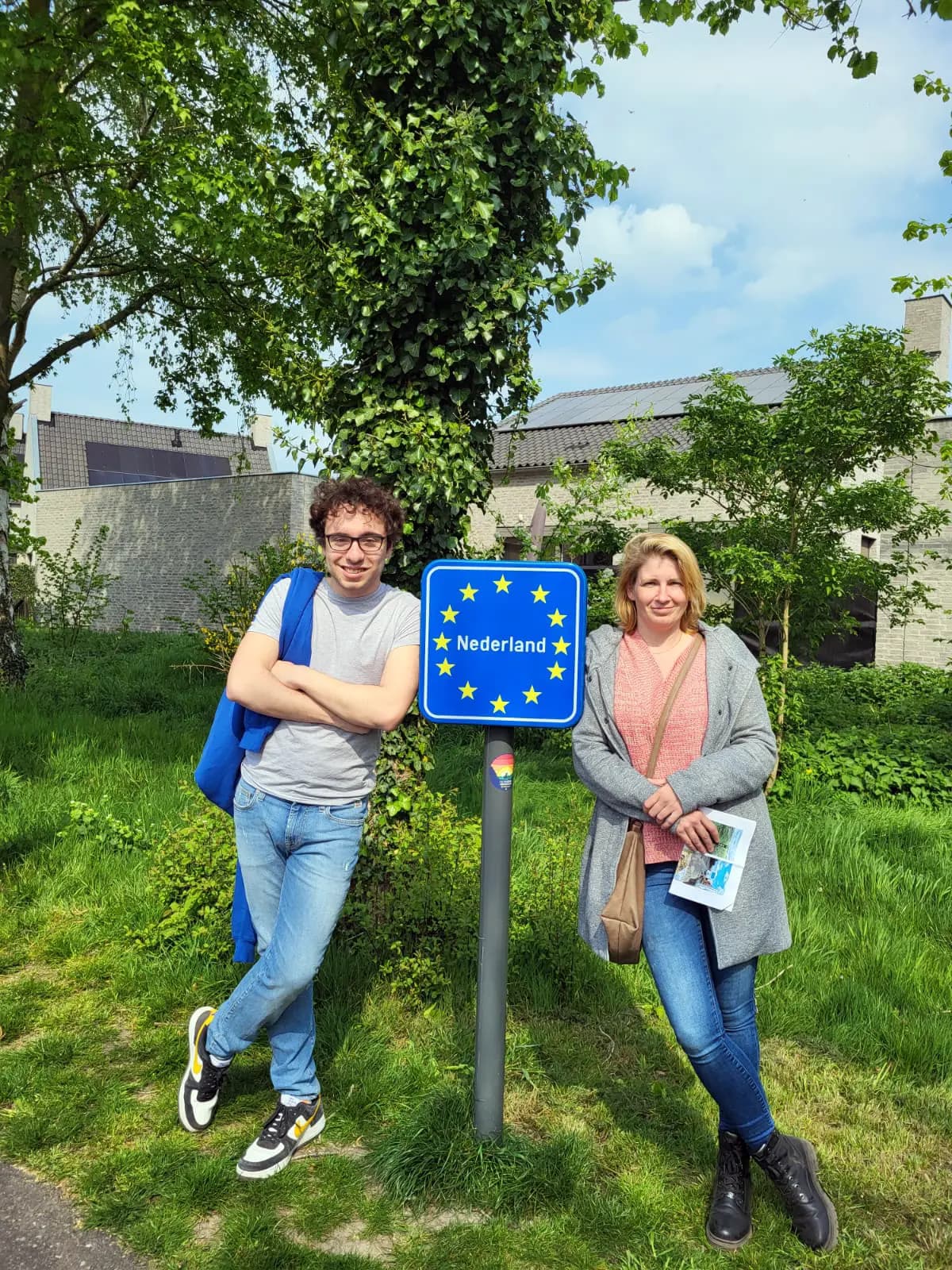 Daniele Guglielmi Smbf L22 Belgio Bfl Studente Mamma Ospitante Bandiera Esterno Pag Paese Verticale