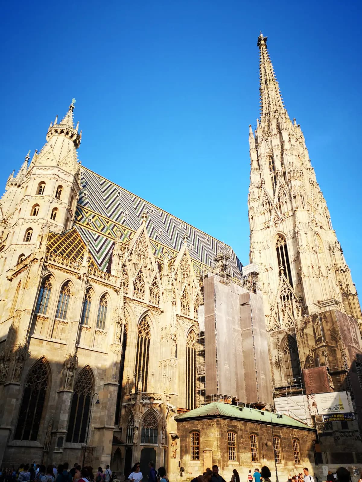 Laura Ganassali T Rec N H18 Aut Austria Monumento Pag Paese Verticale