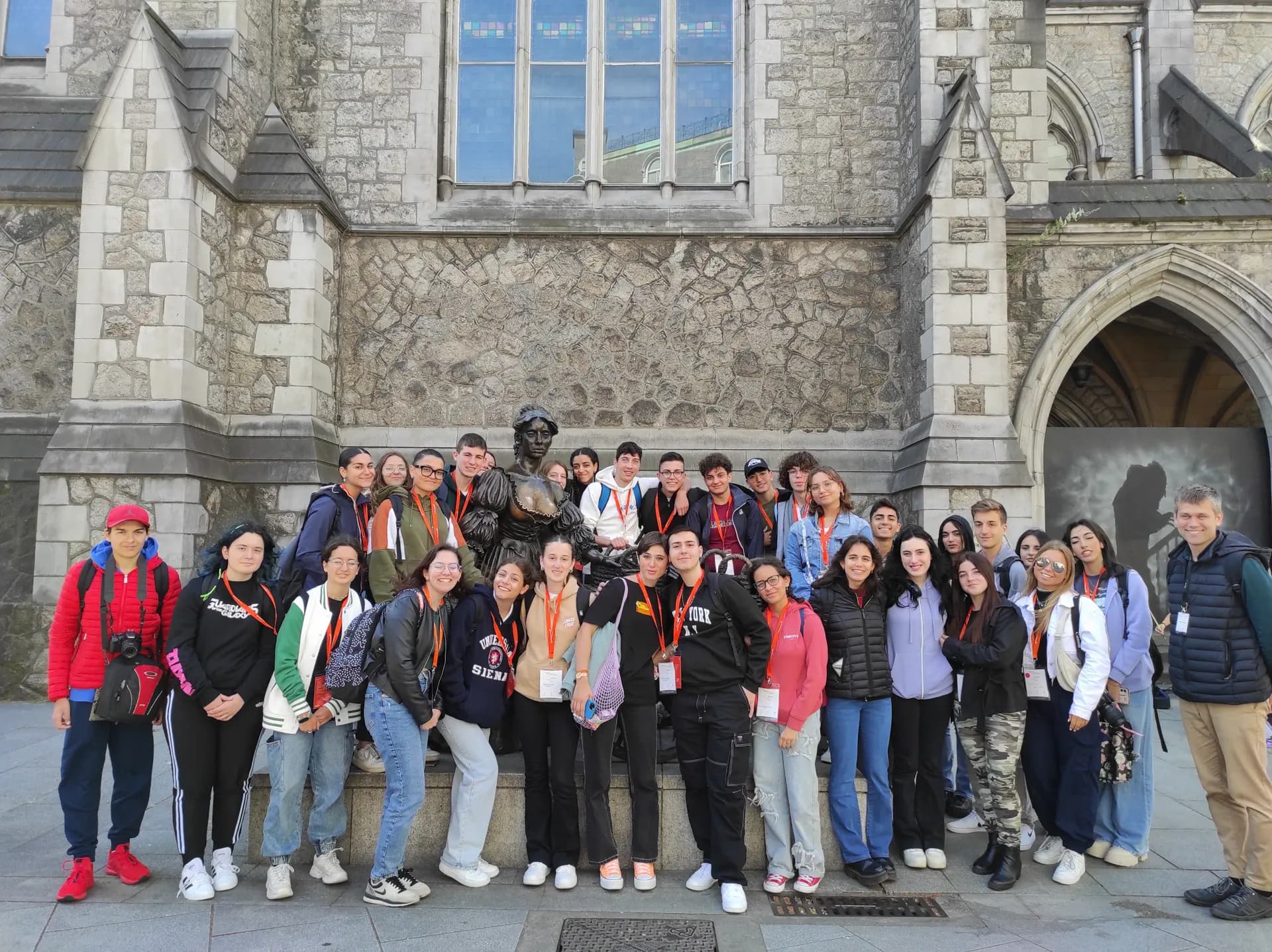 Emma Bocchi V Se3 Nh 2023 Fld Irlanda Studentessa Gruppo Città Pag Programma Orizzontale (7)