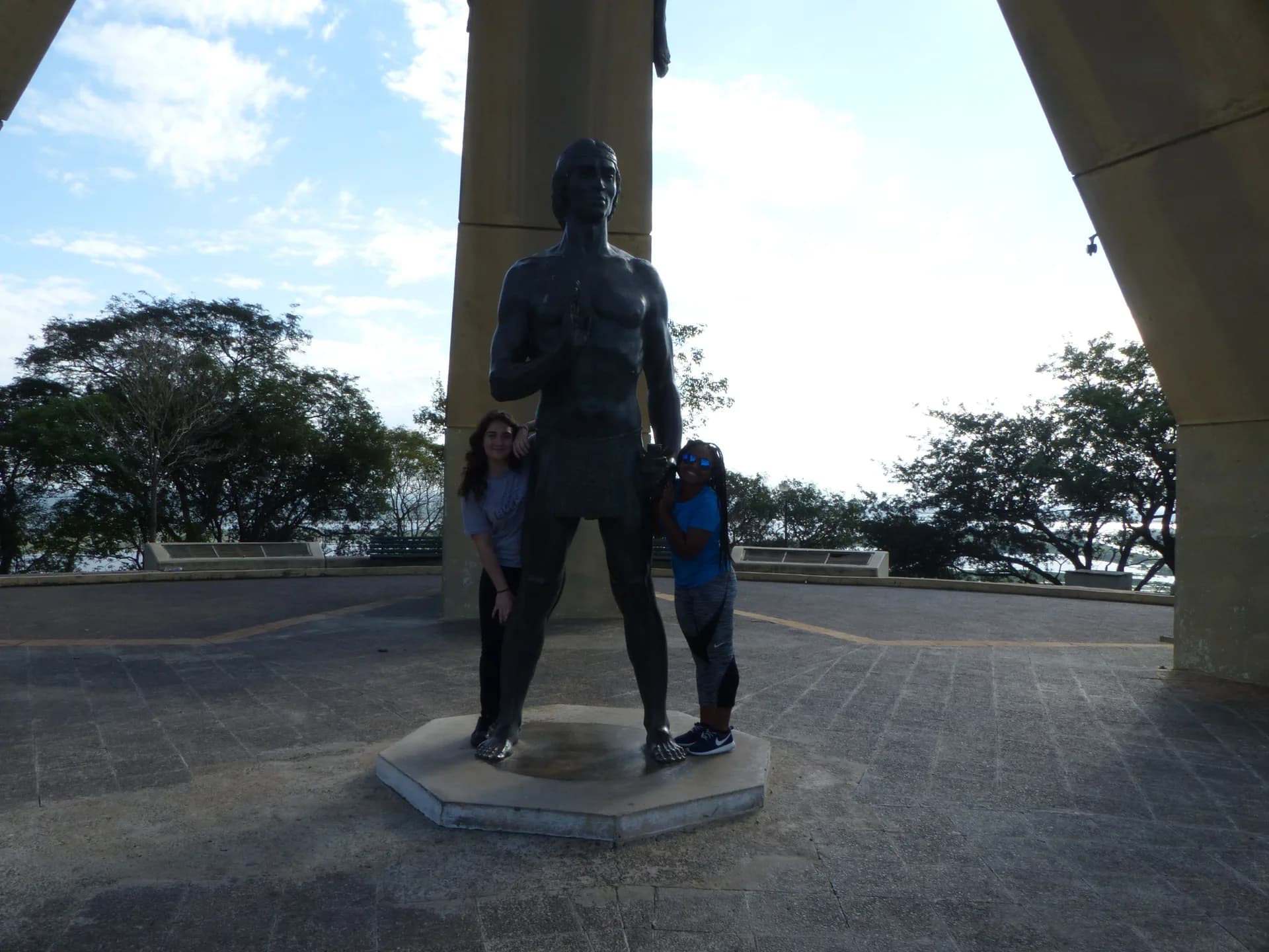 Maya Bolton_YPscNH16_PAR_Paraguay_Storie (1)