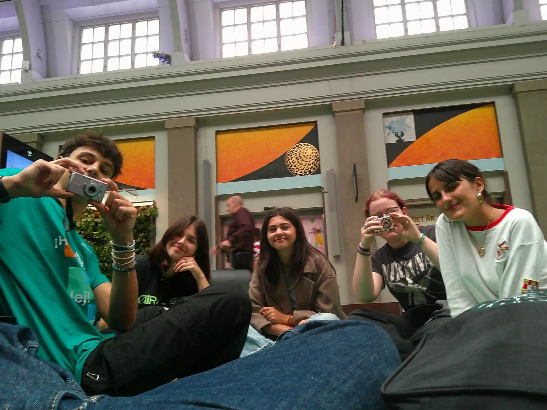 Matteo Pratelli Yp 2025 Swe Cl Pisa Svezia Studente Gruppo Selfie Maglietta Pag Programma Orizzontale