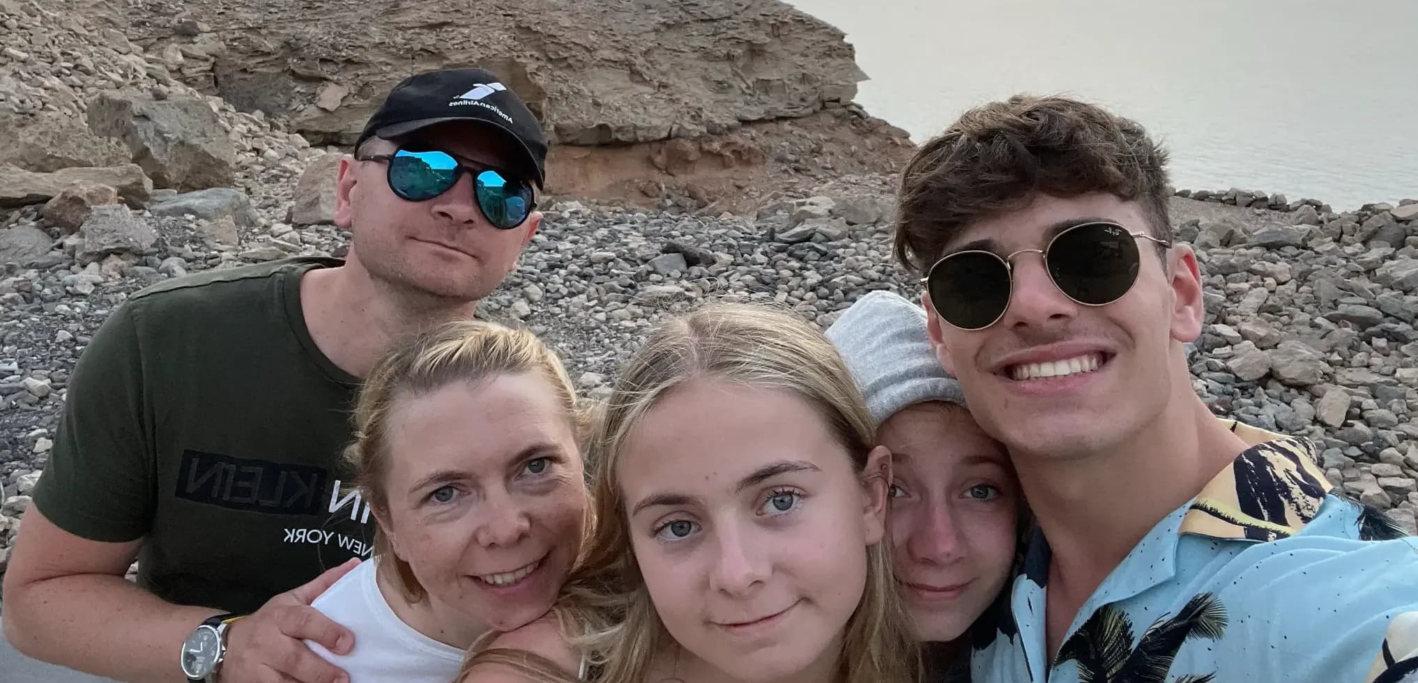 Domenico Paolillo Y Psc N H20 21 Den Faroe Danimarca Studente Famiglia Ospitante Paesaggio Spiaggia Pag Programma Orizzontale