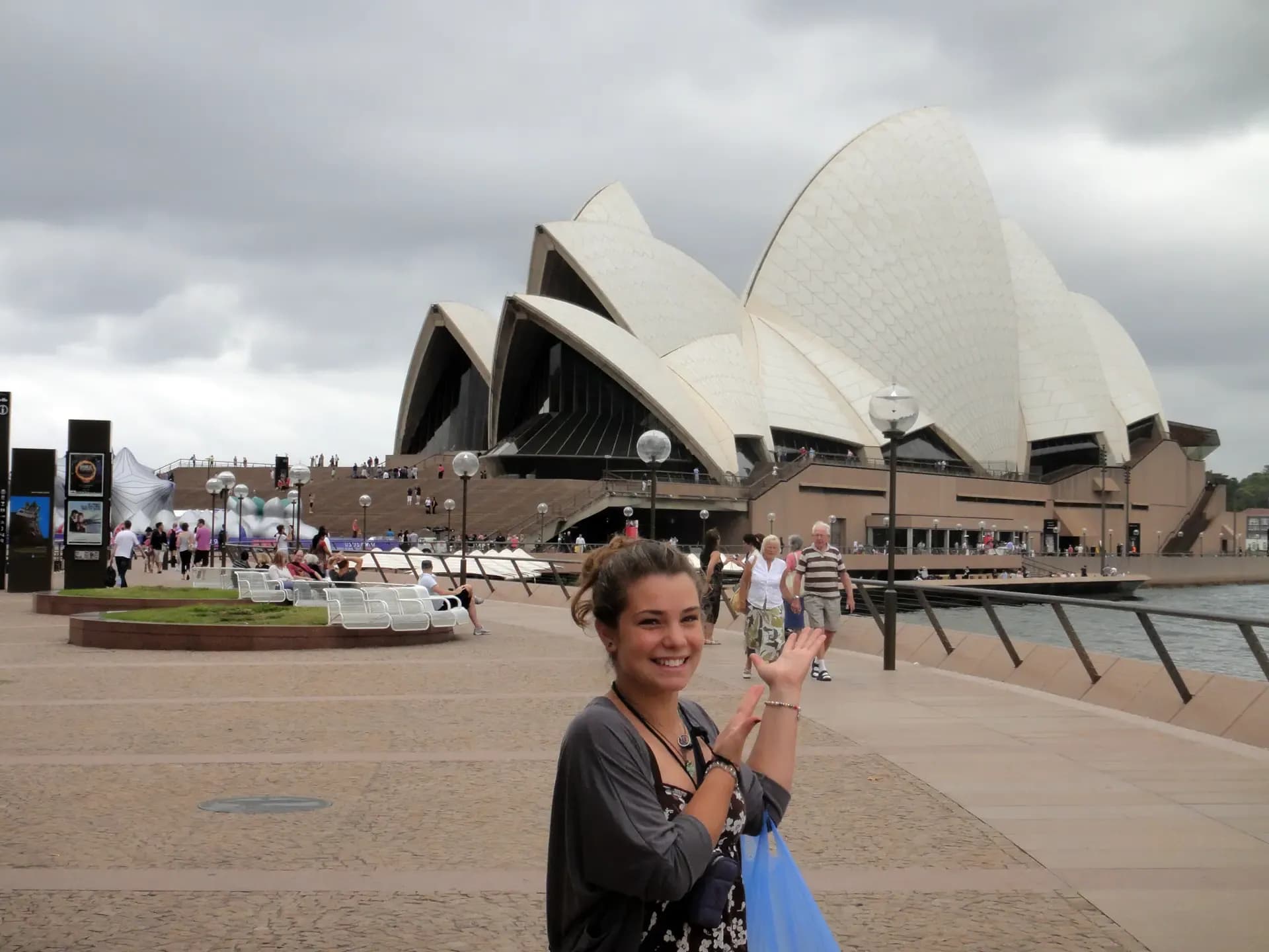 Ilaria Andria Y Psc N H10 Aus Australia Studentessa Città Monumento Pag Programma Orizzontale
