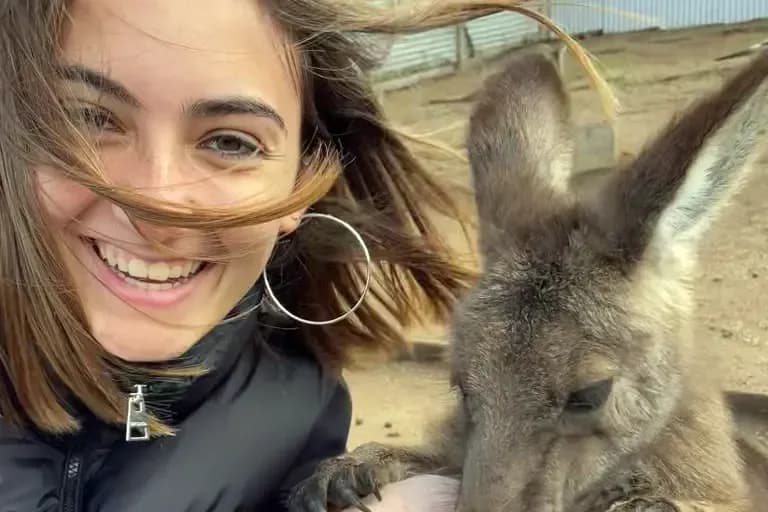 Mirella Morga Y Psw N H23 Get Cl Putignano Australia Studentessa Primo Piano Animale Pag Programma Verticale