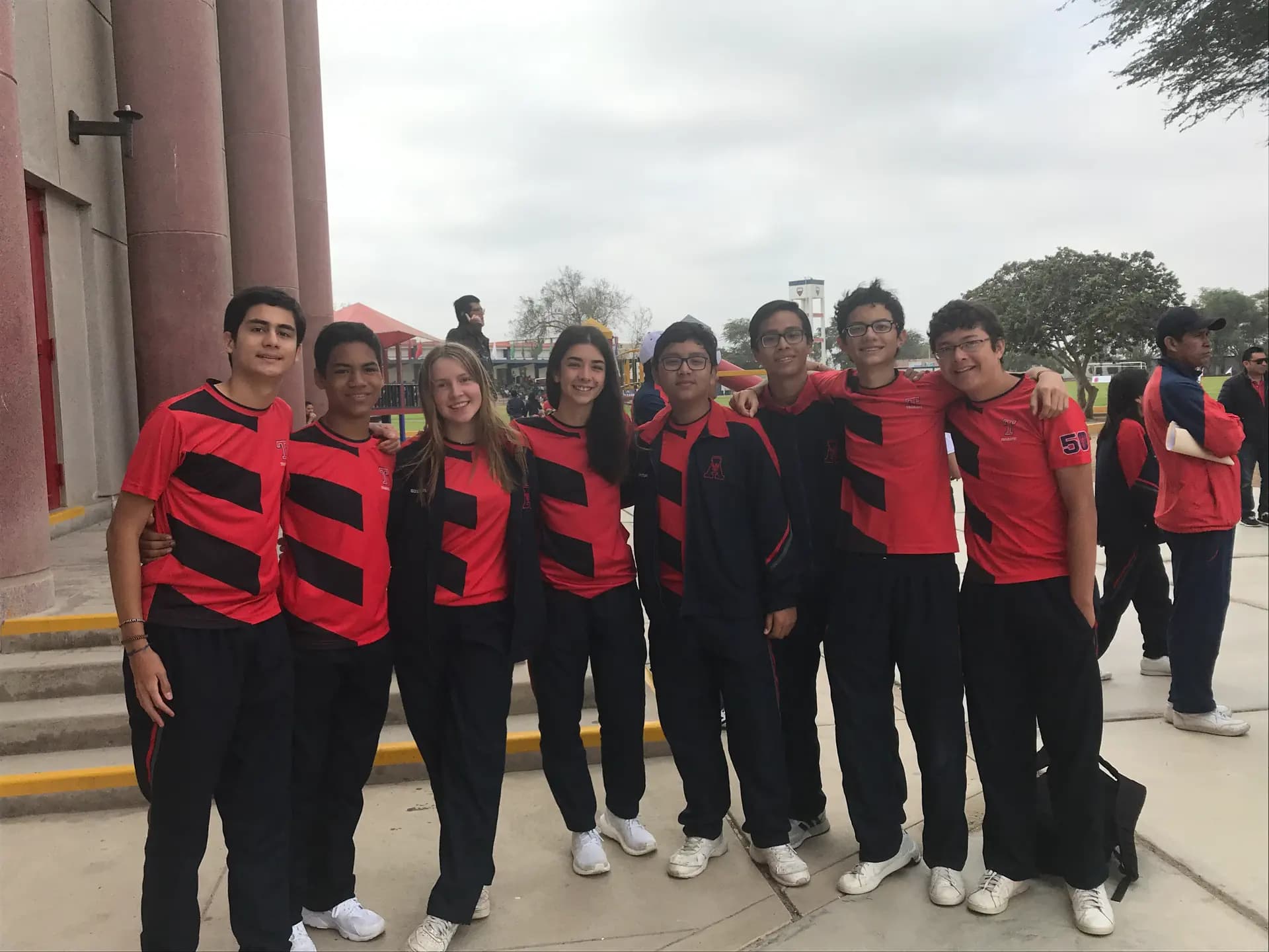 Marta Bortolato Y Psc Nh 2019 Per Perù Studentessa Gruppo Scuola Pag Programma Orizzontale (2)
