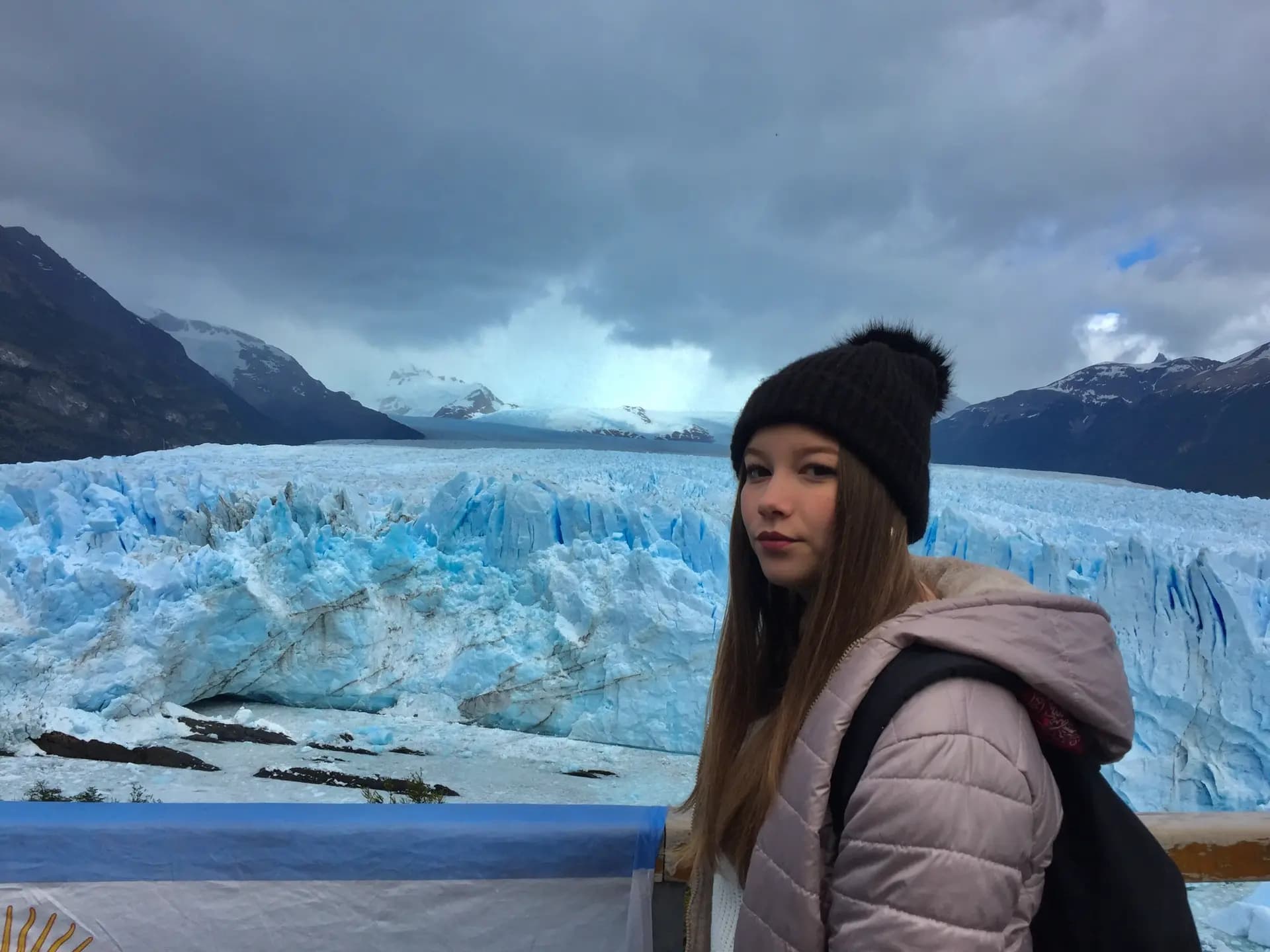 Federica De Anna Y Psc N H18 Argentina Studentessa Primo Piano Paesaggio Perito Moreno Pag Programma Orizzontale Web