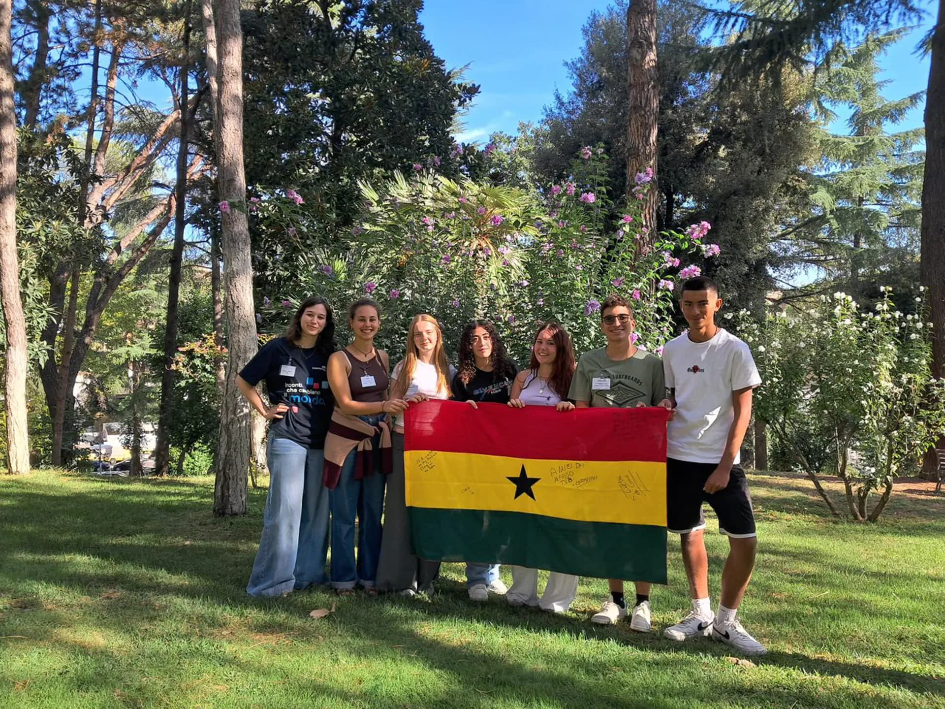 Studenti in Ghana Nel 2025 26 Ghana Gruppo Bandiera Pag Programma Orizzontale