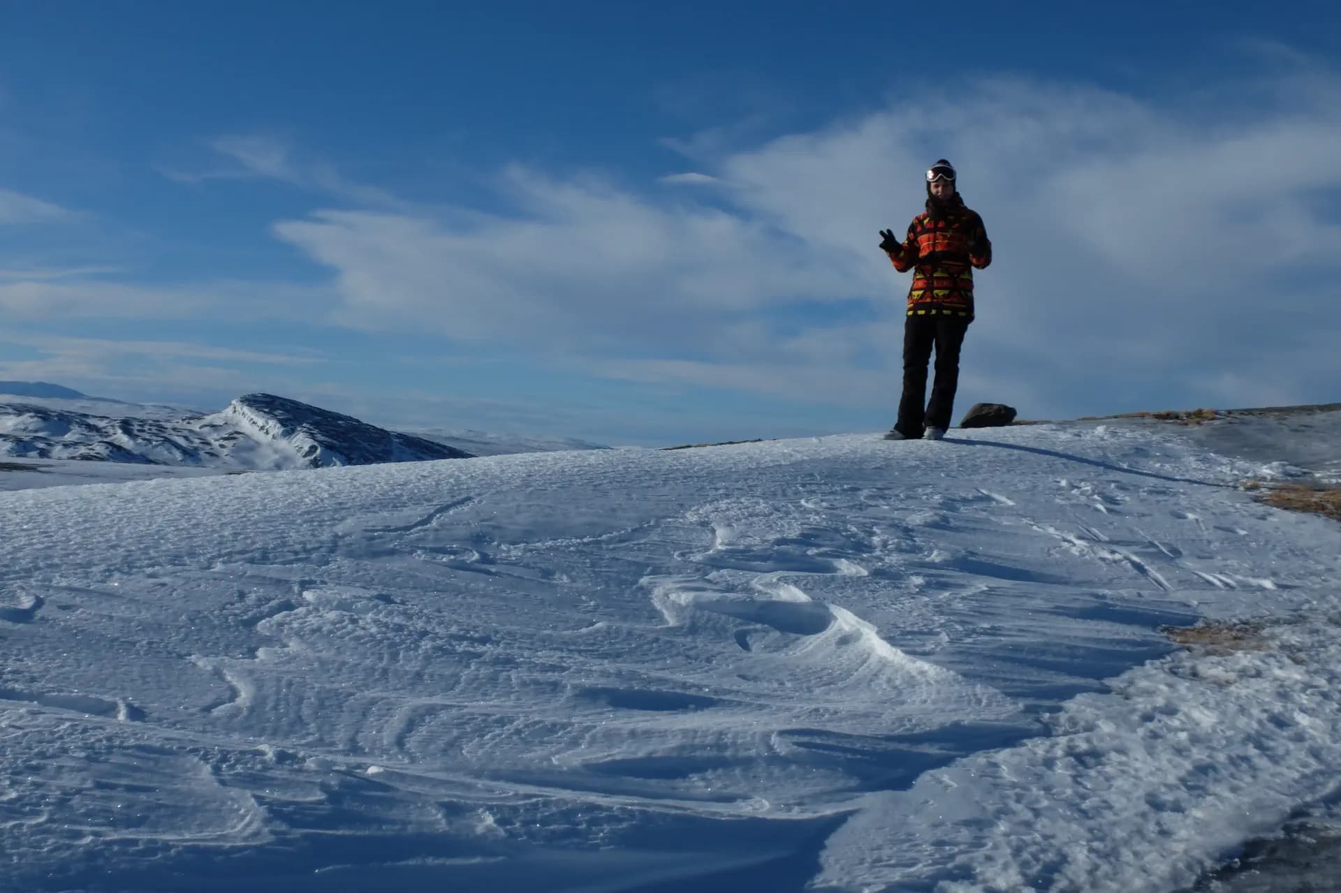 Giulia Caratelli Y Psc Nh 2014 Swe Svezia Studentessa Da Lontano Neve Paesaggio Pag Programma Orizzontale (2)
