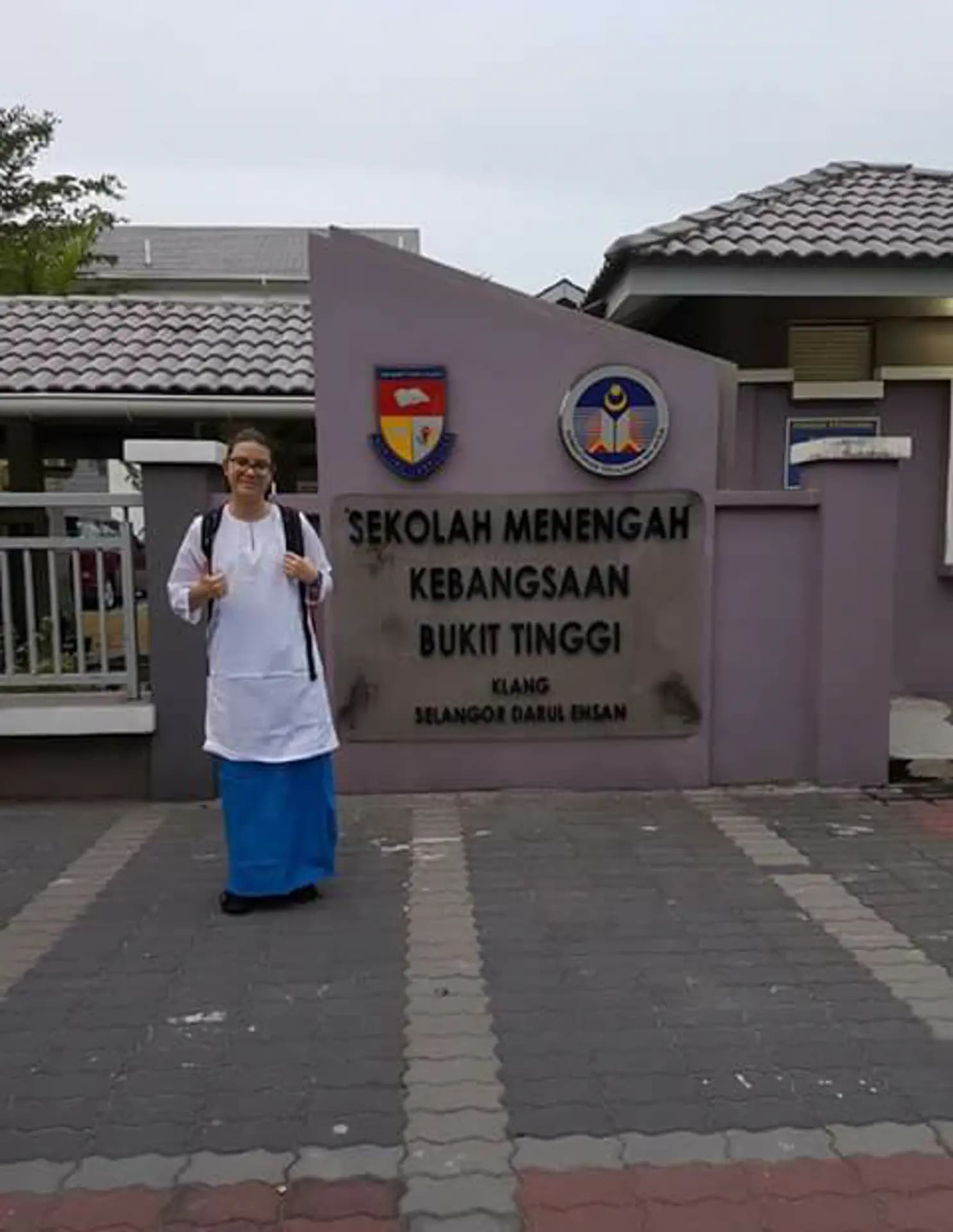 Matilda Rotta Ypmas 2016 Malesia Studentessa Pag Programma Scuola Divisa Orizzontale (1)