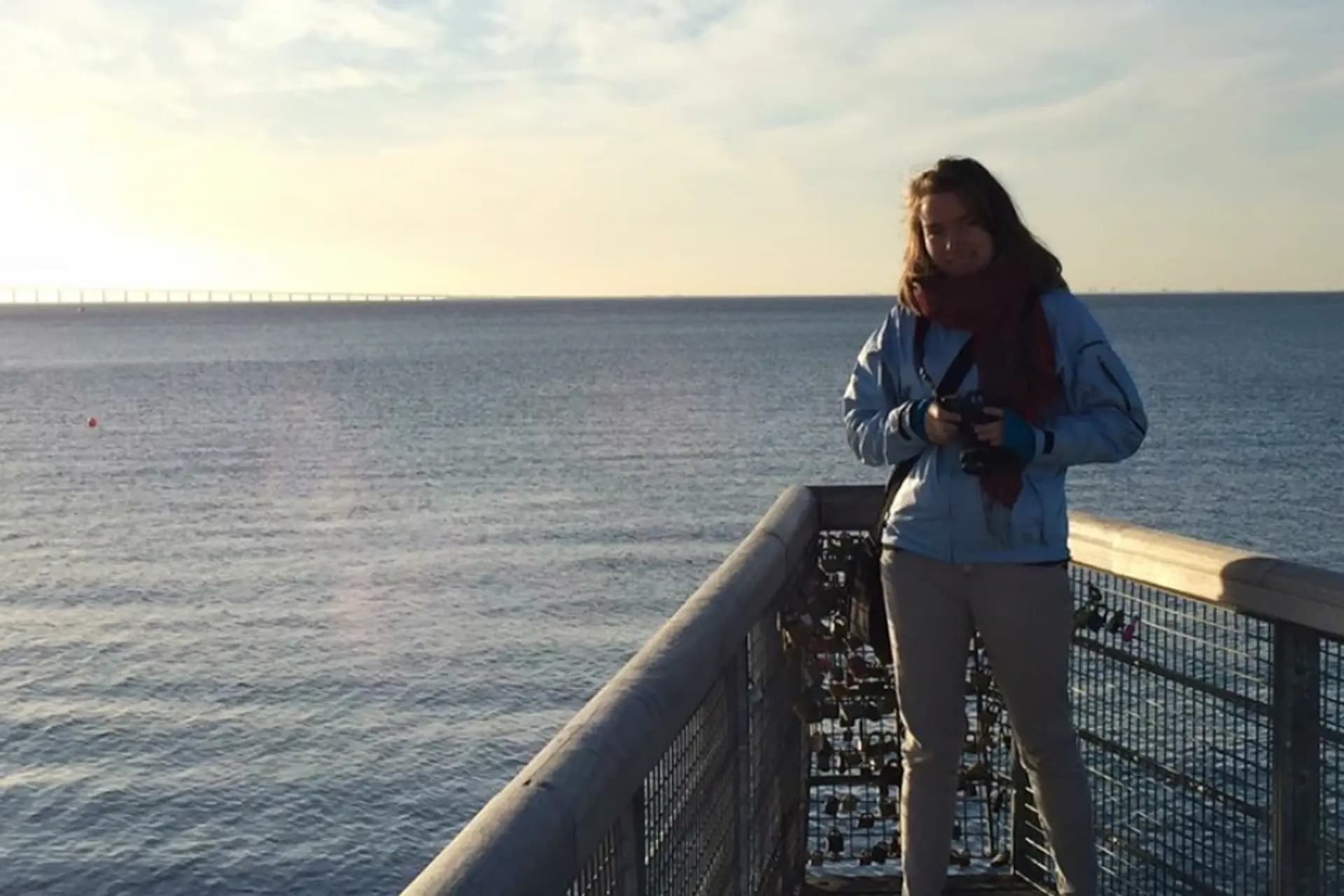 Julia Luthi Y Psc Nh 15 Swe Svezia Studentessa Studentessa Paesaggio Mare Da Lontanon Pag Programma Orizzontale (1)