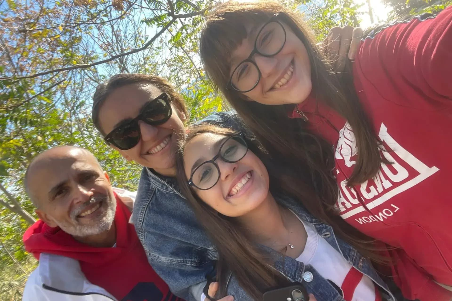 Nikol Plugov Yp 2025 Tur Cl Roma Ovest Turchia Studentessa Famiglia Ospitante Selfie Pag Programma Orizzontale (5)