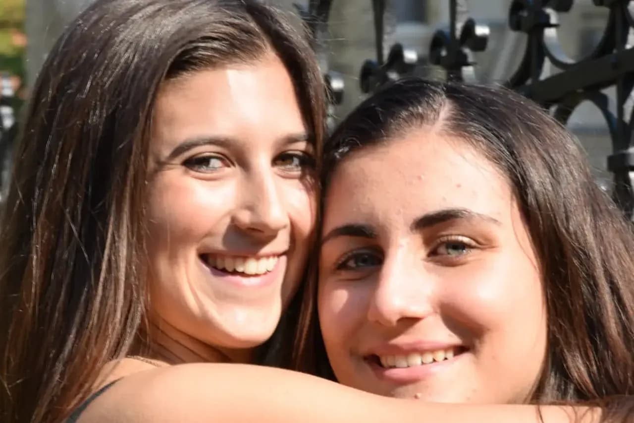 Martina Porcu Y Psc Nh 2019 Hun Ungheria Studentessa Amiche Primp Piano Pag Programma Verticale (3)
