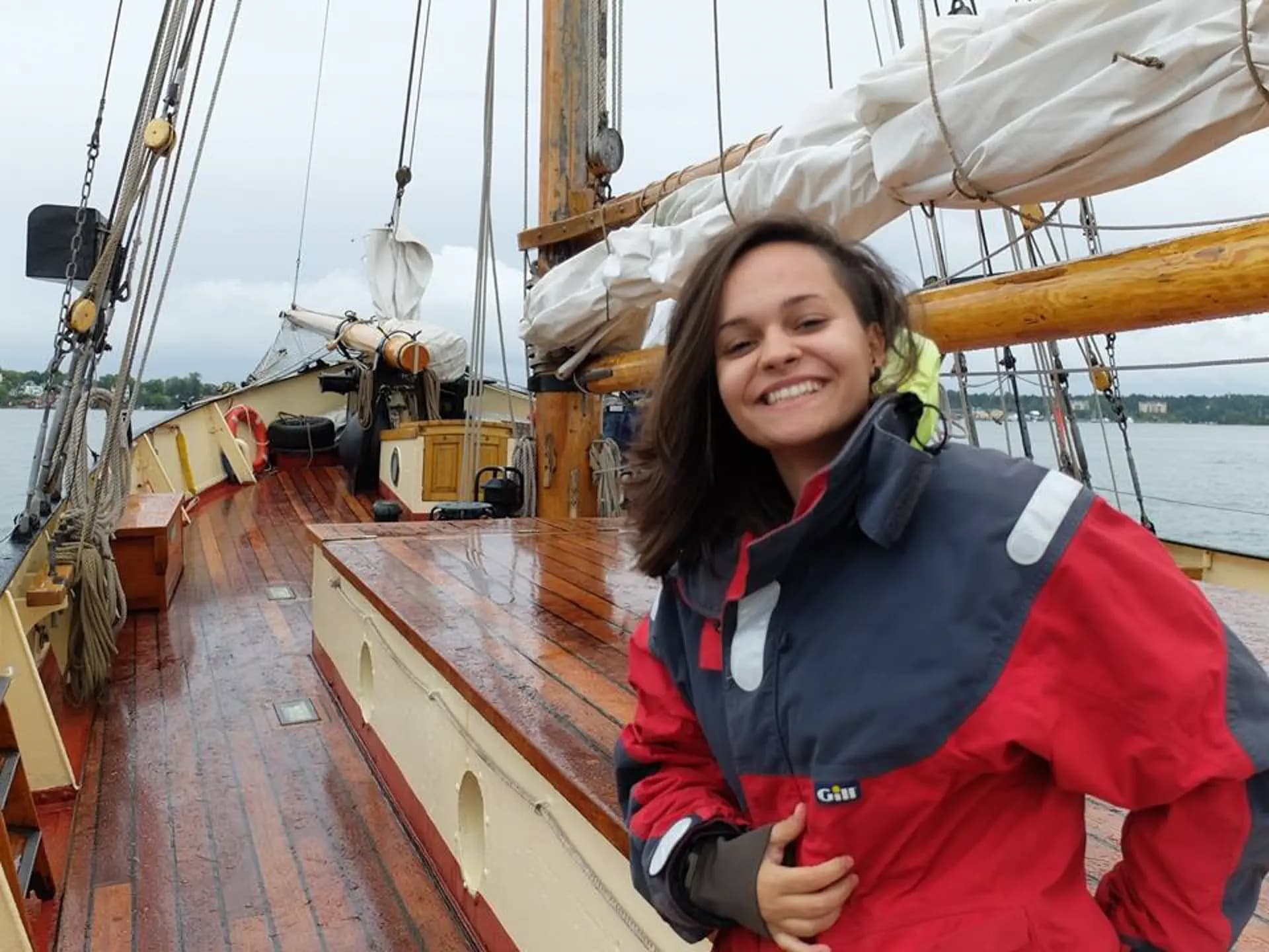 Giulia Caratelli Y Psc Nh 2014 Swe Svezia Studentessa Barca Pag Programma Orizzontale (1)