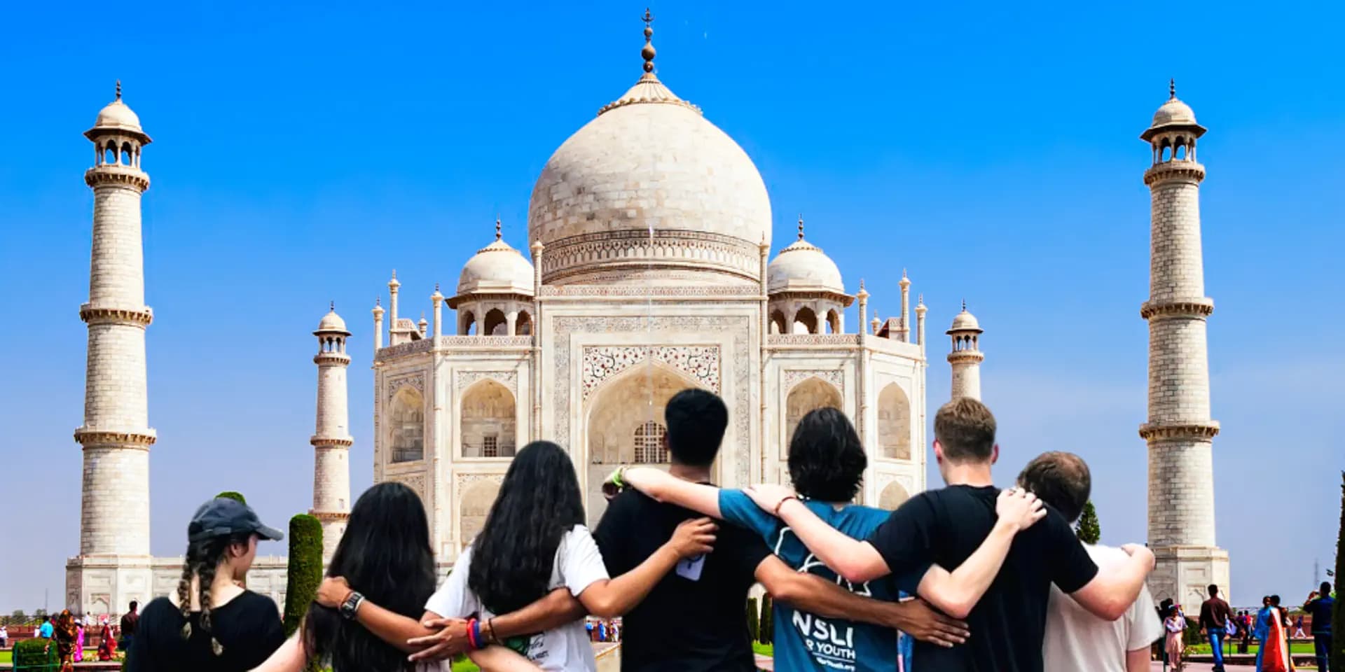 Afs IP India Gruppo Monumento Pag Paese Orizzontale (5)